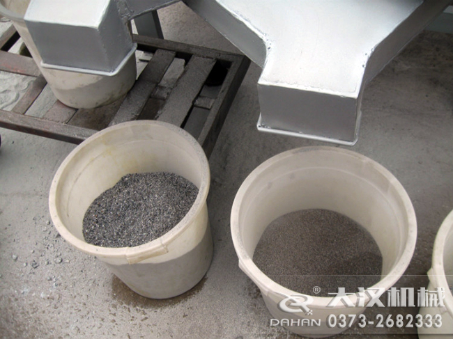 水洗砂直線振動(dòng)篩試機(jī)現(xiàn)場